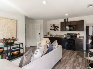 5914 Wilkes Dr, Fort Worth, TX 76119