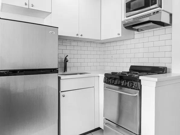 39 West 16th Street image 6 of 11