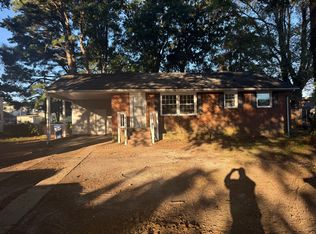 13 Gay Dr, Newport News, VA 23606