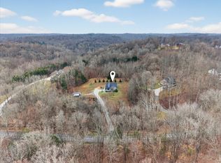 2140 Palmyra Rd, Palmyra, TN 37142