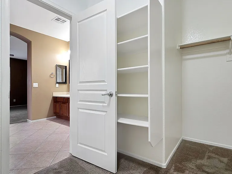 13505 W Catalina Dr — Photo 19