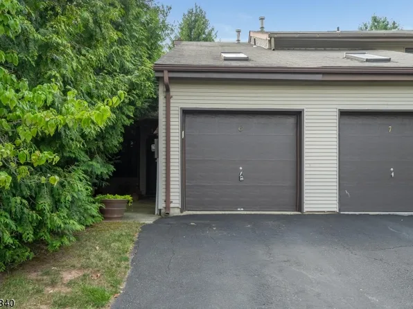 6 PEACH COURT, Raritan Twp., NJ 08822