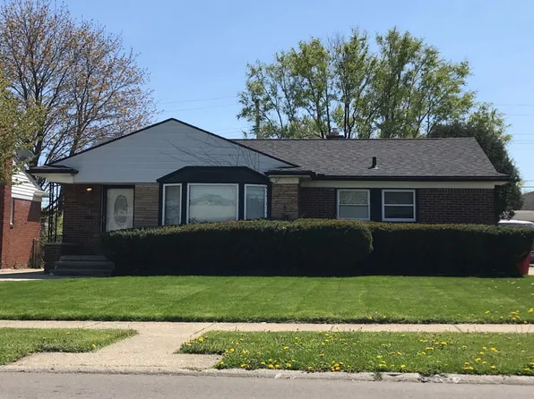 18100 Holland Ave, Eastpointe, MI 48021