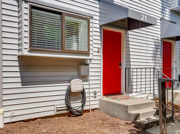 21 146th Ave SE #21, Bellevue, WA 98007