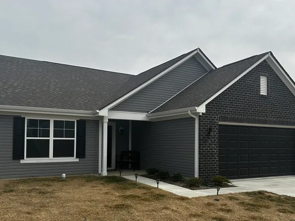 943 Aurora Ln, Franklin, IN 46131