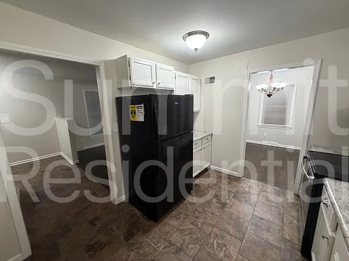 4 bed, 2.0 bath, 1688 sqft, $1,995 — Photo 4