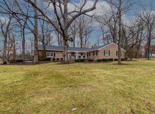 111 Timber Ridge Rd, Lexington, IL 61753