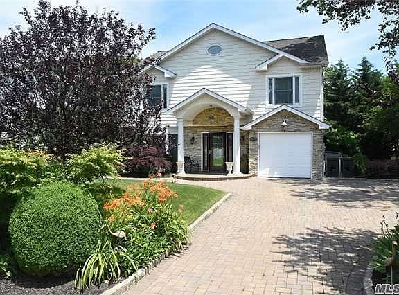 2nd image of 55 Arline Ln