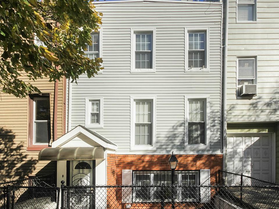1st image of 293 14th St
