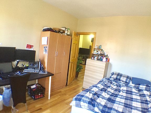 5th image of 3151 41st St #2