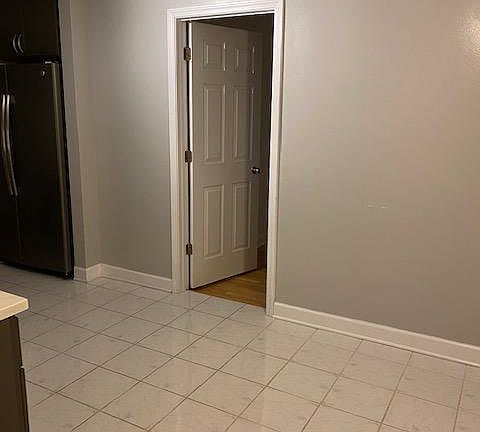 3rd image of 4708 N Olcott Ave #2W