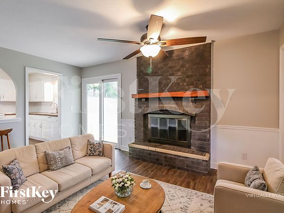 5th image of 9805 N Cove View Ct