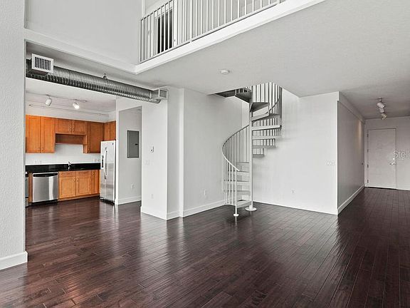 5th image of 150 E Robinson St #14A-16