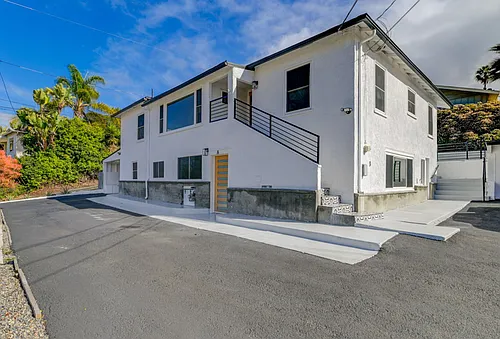 351 Eucalyptus Avenue Photo 1