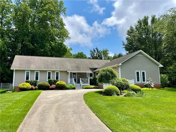 1573 Jubilee Trl, Kernersville, NC 27284