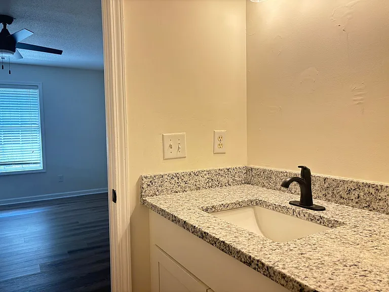 235 Clyde Cole Rd — Photo 5