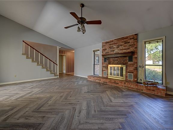 5th image of 103 Bluebonnet Dr