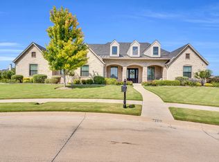 2209 Lyons Ct, Midlothian, TX 76065