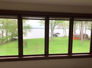 136 E Hazel Dell Ln, Springfield, IL 62712