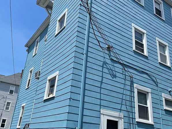 106 Richmond St, New Bedford, MA 02740