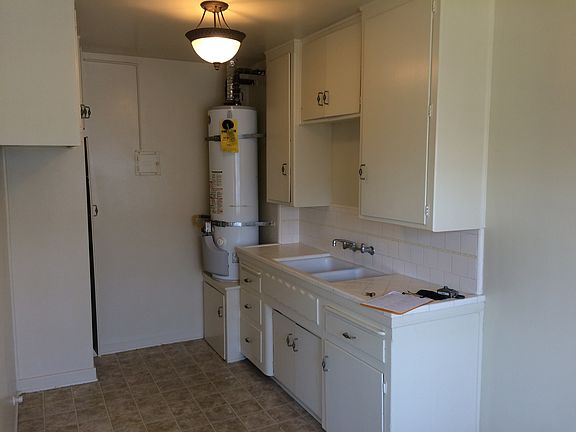 5th image of 8931 Annetta Ave #C