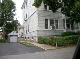196 Pilgrim Ave, Worcester, MA 01604