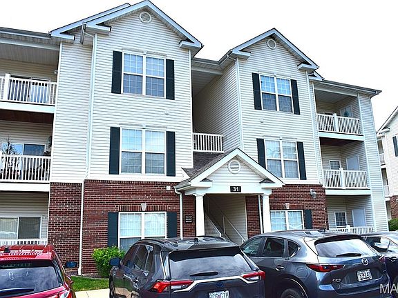 2nd image of 31 Kassebaum Ln APT 304