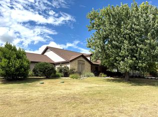 1723 McClendon Rd, Weatherford, TX 76088