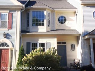 402 Cambridge Cmns, Middletown, CT 06457