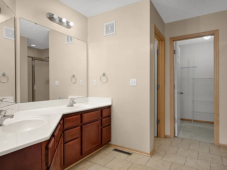 3049 Chamberlin St N #6 — Photo 15