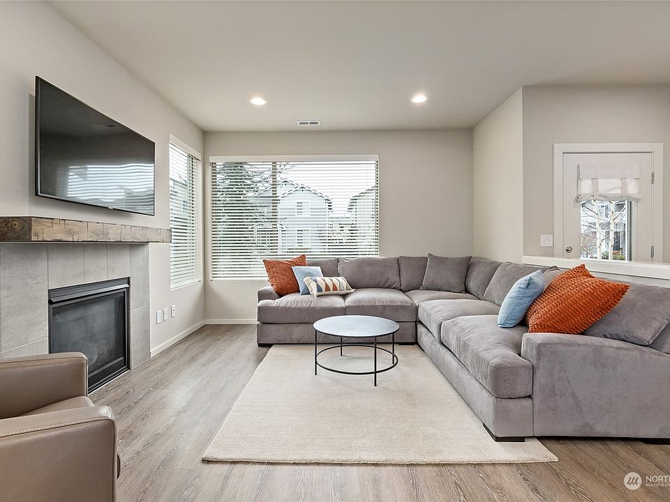 32895 Pine Avenue SE, Black Diamond, WA 98010 Zillow