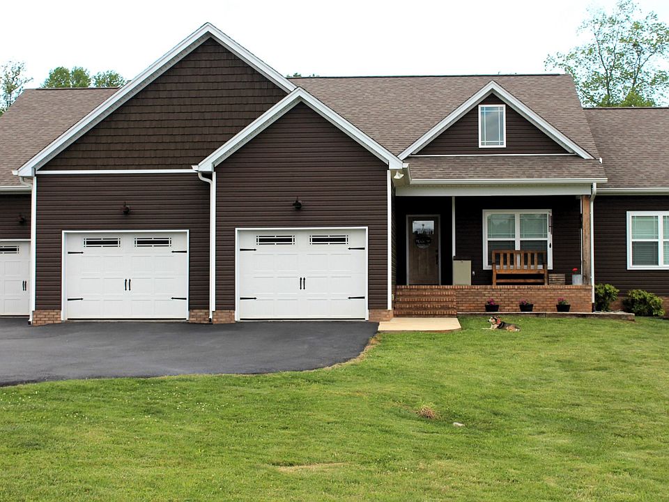 1st image of 243 Blackberry Ln