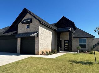 4804 Bermuda Dr, Mustang, OK 73064