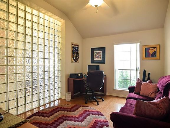 5th image of 4316 Lansbury Ln