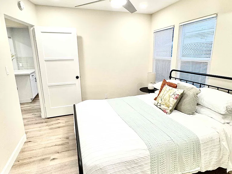 3485 Myrtle Ave #3485 — Photo 8