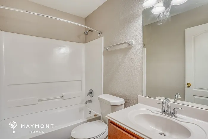 7830 Ashland Springs Ln — Photo 14