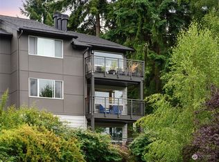 12707 NE 116th St APT A201, Kirkland, WA