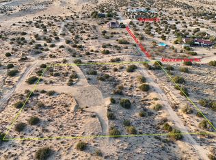 Mountain View Rd, Apple Valley, CA 92308