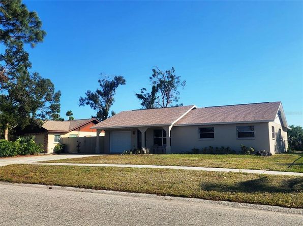 4058 Gatewood Dr, Sarasota, FL 34232