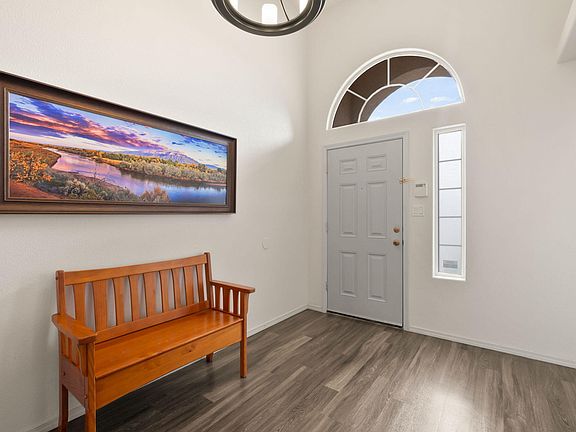 4th image of 10251 Country Meadows Dr NW