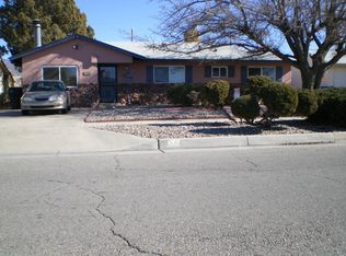 204 Conchas St NE, Albuquerque, NM 87123