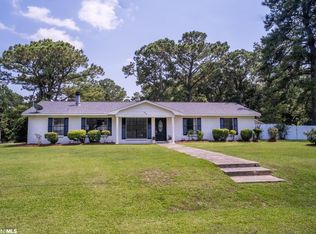 1018 Caroline Ave, Daphne, AL 36526