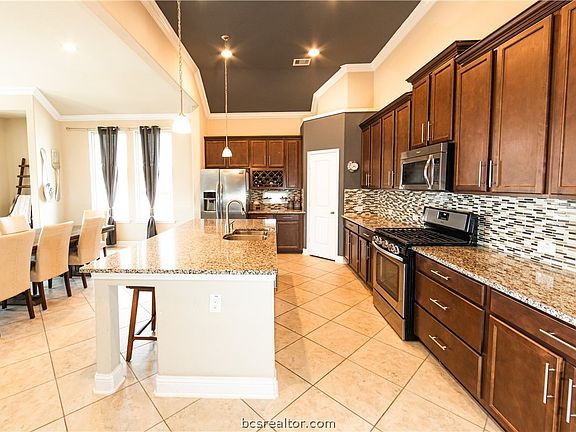 5th image of 15334 Ashbrook Dove Ln
