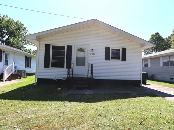 2332 Center St, Paducah, KY 42003