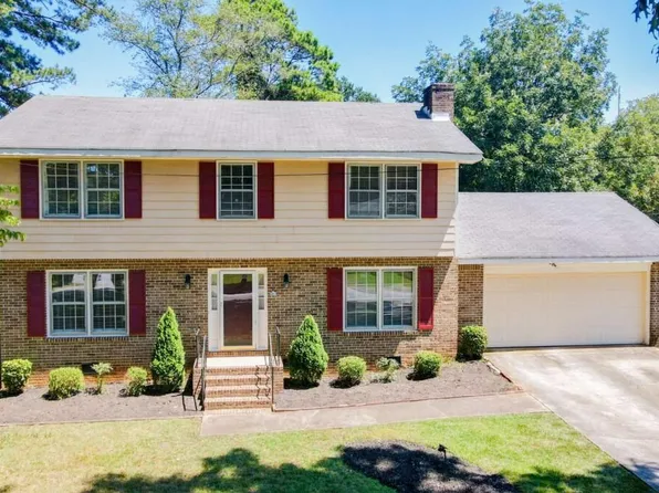 4668 Bexley Dr, Stone Mountain, GA 30083