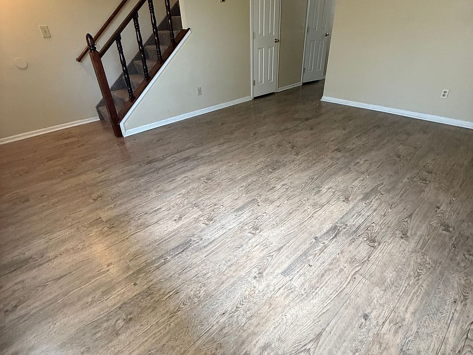 Main floor:
Living room gets plenty of light. Ready for you to decorate.