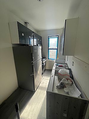 5th image of 1776 Bedford Ave #17A