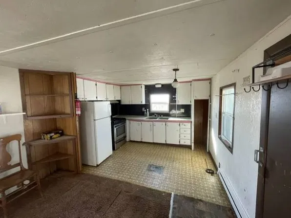 2003 State Highway 28 Space 4, Hot Springs, MT 59845