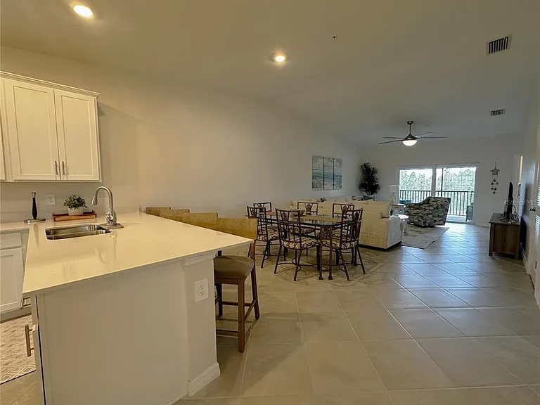 14231 Heritage Landing Blvd #1928 — Photo 7