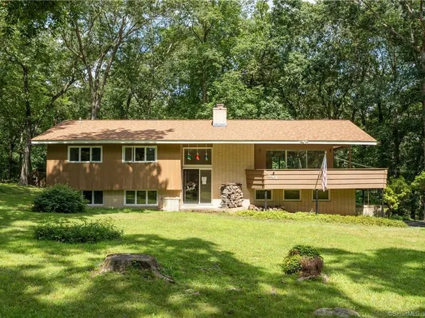 341 Moose Hill Road, Guilford, CT 06437